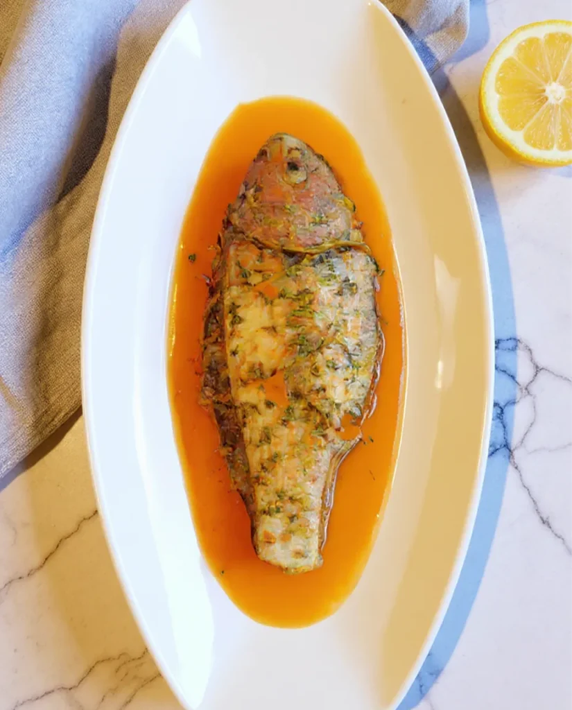 jamaican roast fish serving
