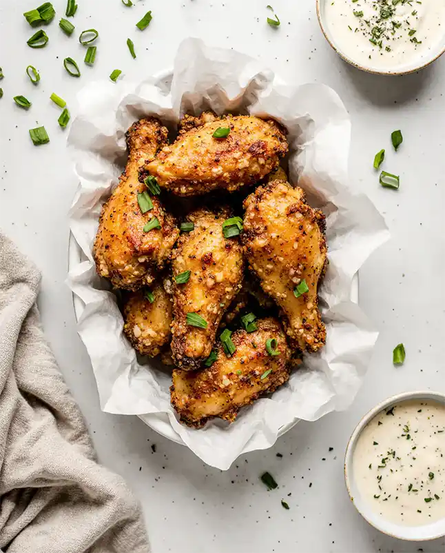 air_fryer_chicken_wings_serving