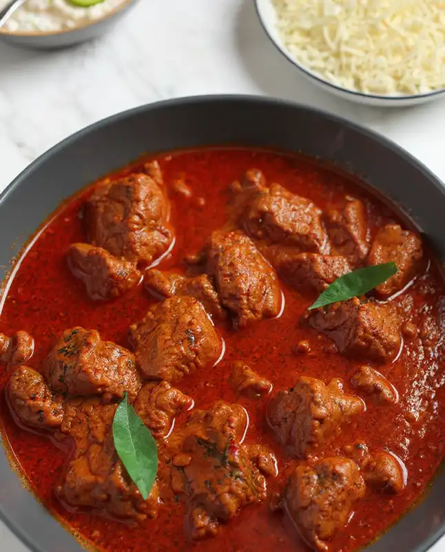 Lamb Vindaloo serv