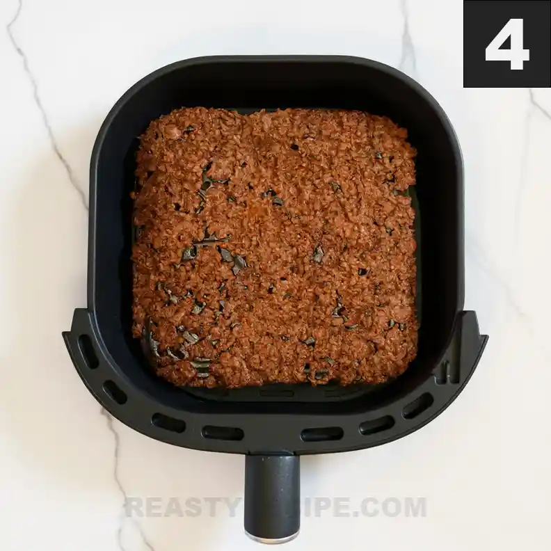 ground beef in air fryer inst 04